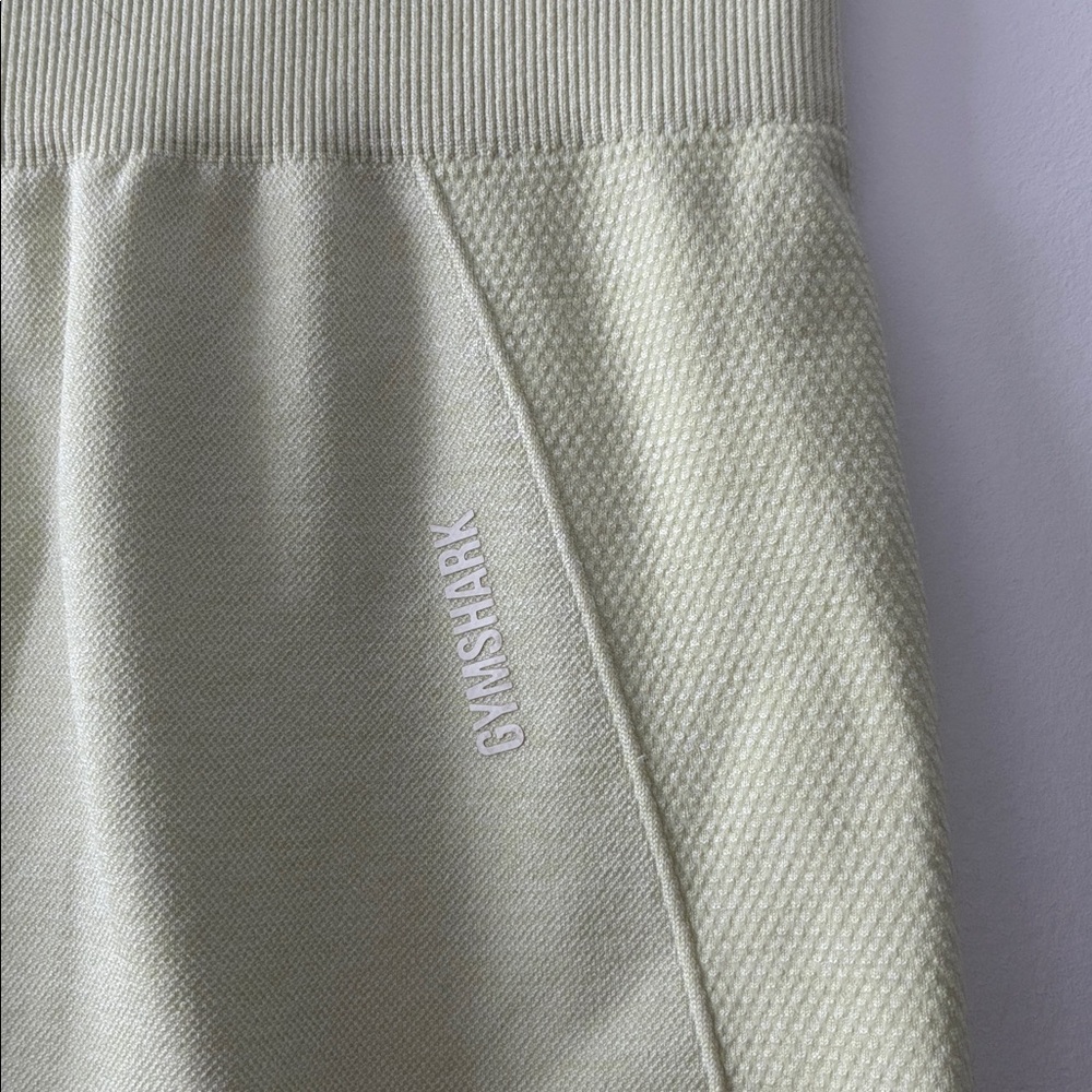 Gymshark Size M Flex Cycling Shorts - Light Green - Picture 7 of 7